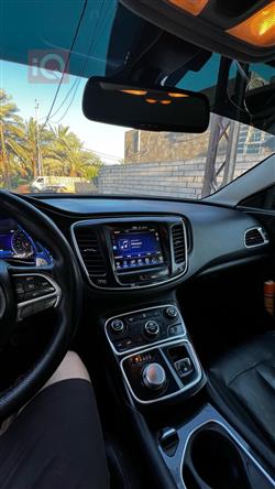 كرايسلر 200